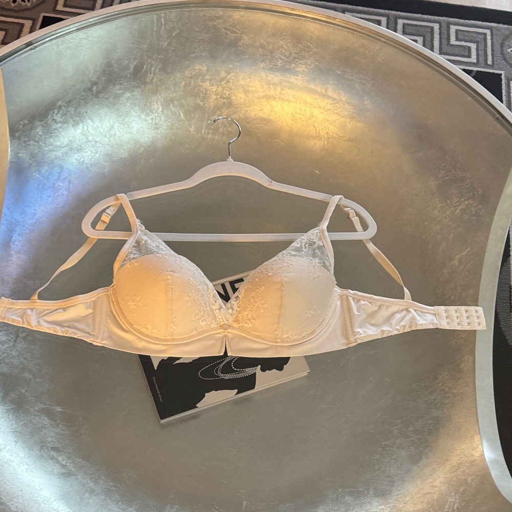 intimissimi Cream Lace-Trim Underwire Bra